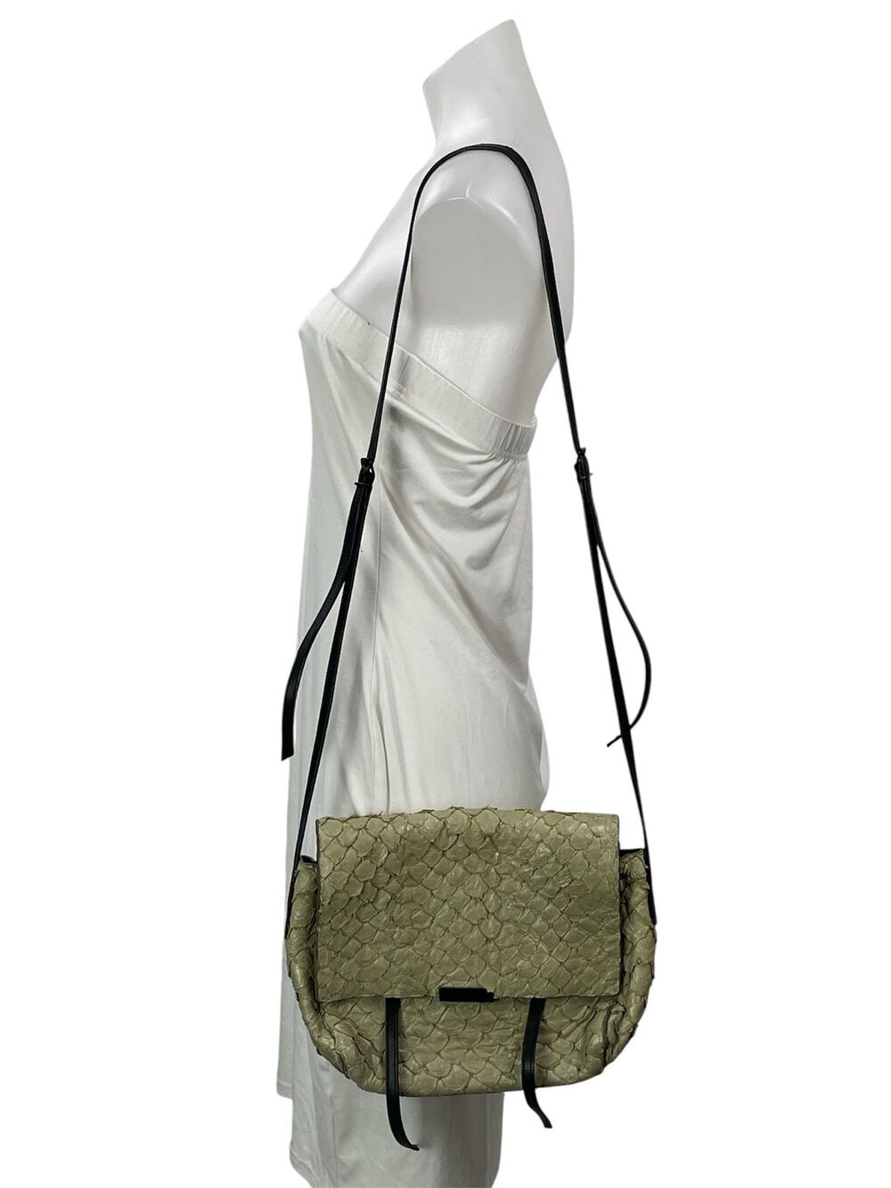 Osklen Pirarucu Flap Green Leather Fish Skin Crossbody Shoulder Handbag Size OS